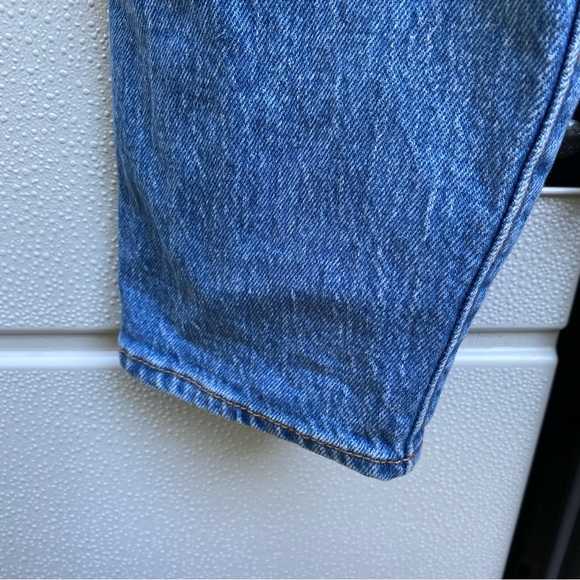 Levi’s Wedgie Jeans Distressed High Rise Button Fly Medium Wash - Picture 6 of 8